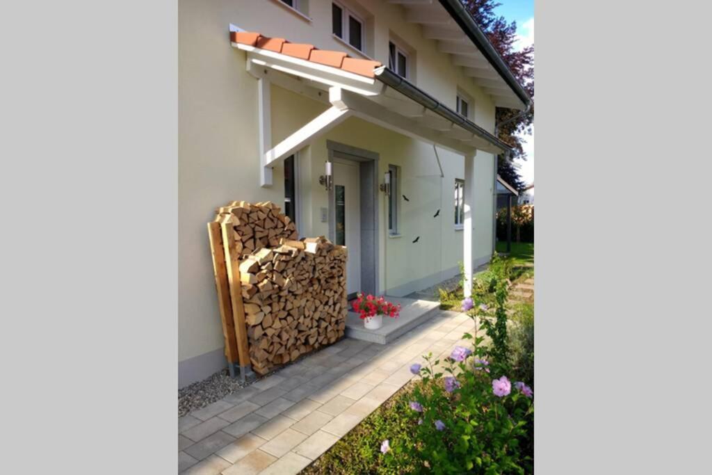 Sehr Schoene Ferienwohnung In Ebersberg Bei Muenchen Екстериор снимка