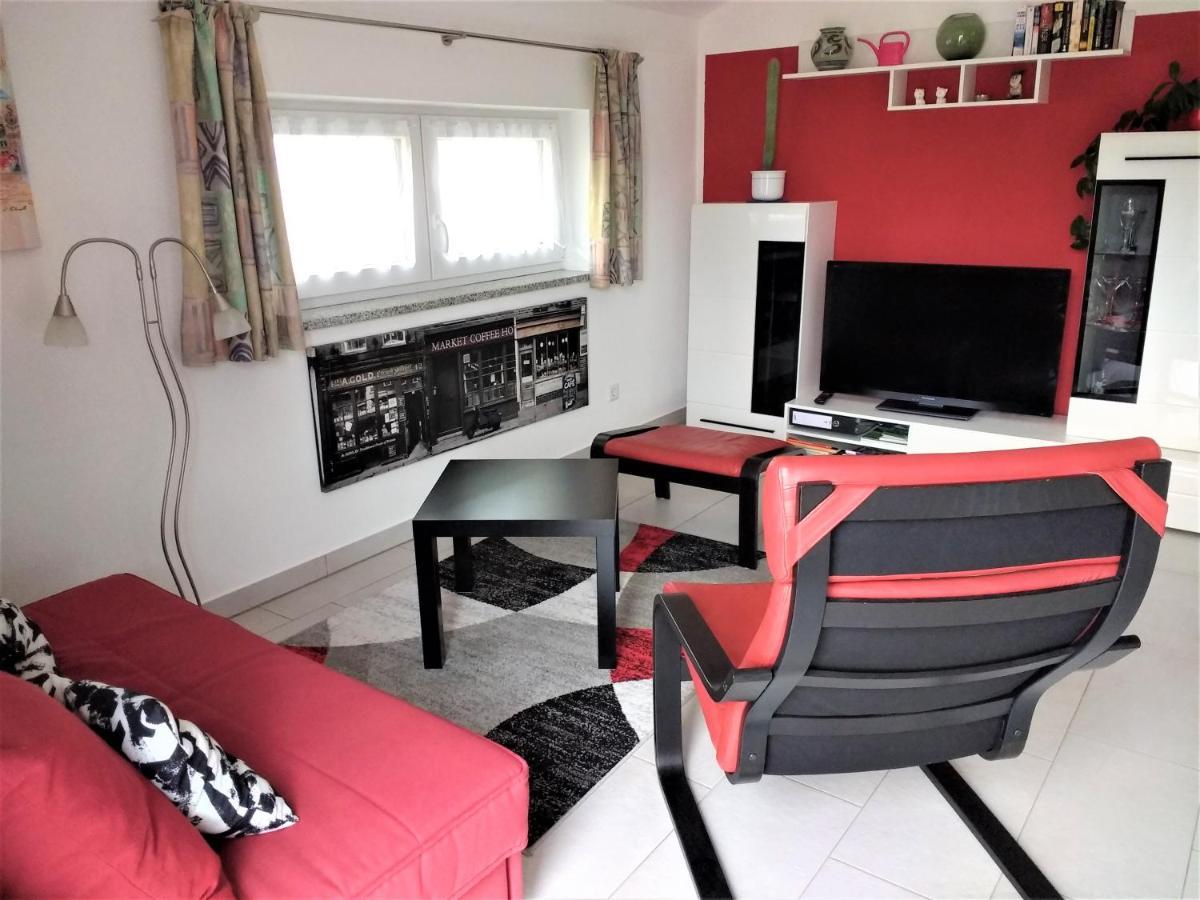 Sehr Schoene Ferienwohnung In Ebersberg Bei Muenchen Екстериор снимка