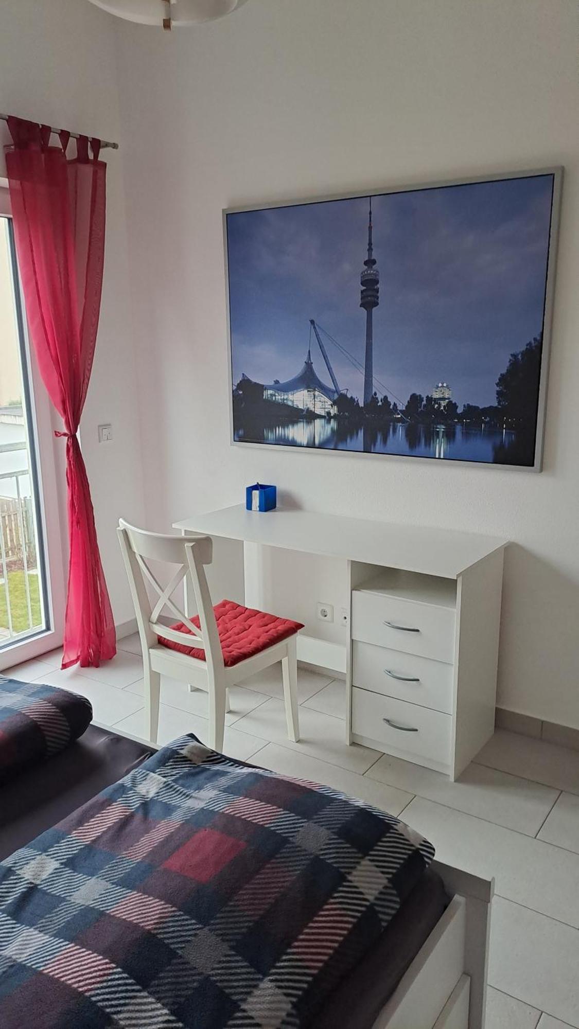Sehr Schoene Ferienwohnung In Ebersberg Bei Muenchen Екстериор снимка